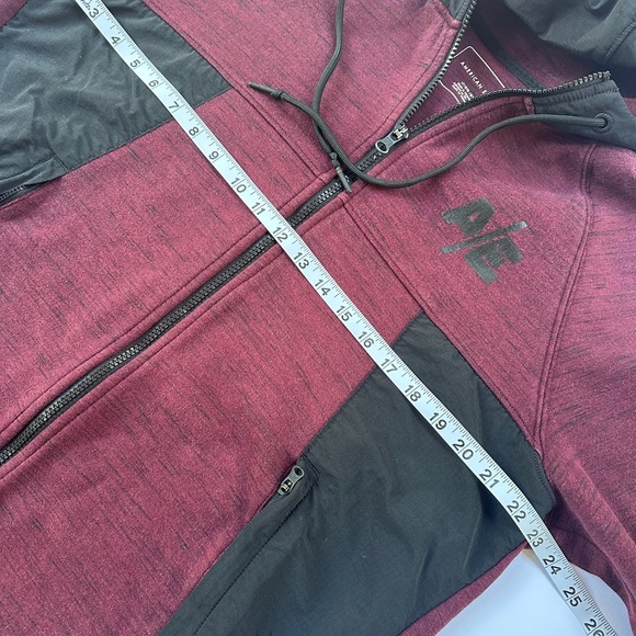 Men’s American Eagle Outfitters Hoodie
Size Large​ - Picture 3 of 5